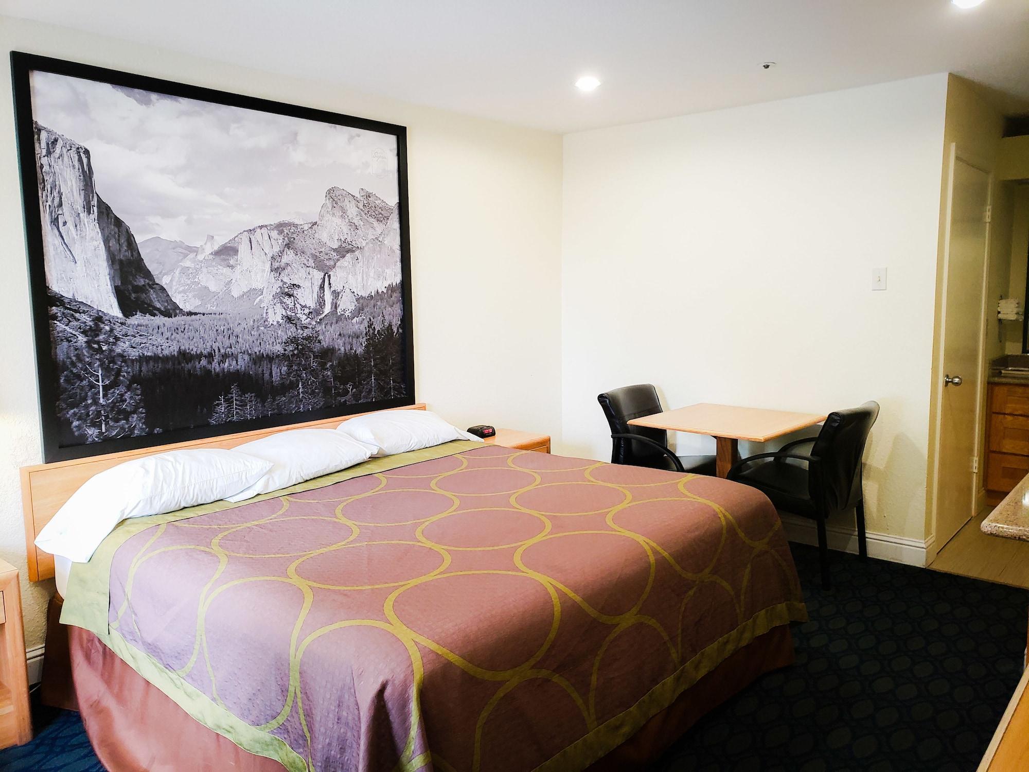 Hotel Super 8 By Wyndham Auburn Exteriér fotografie