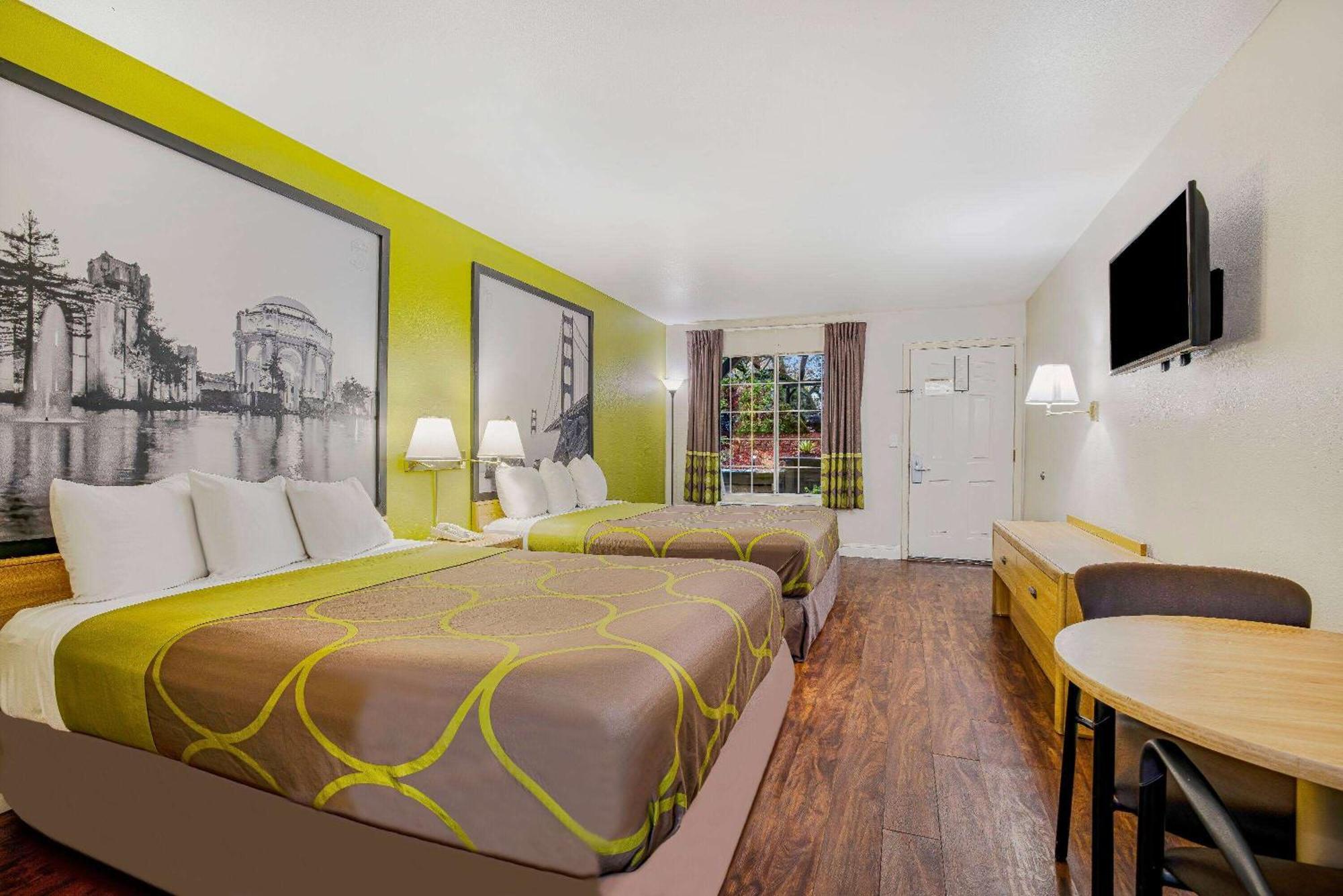 Hotel Super 8 By Wyndham Auburn Exteriér fotografie