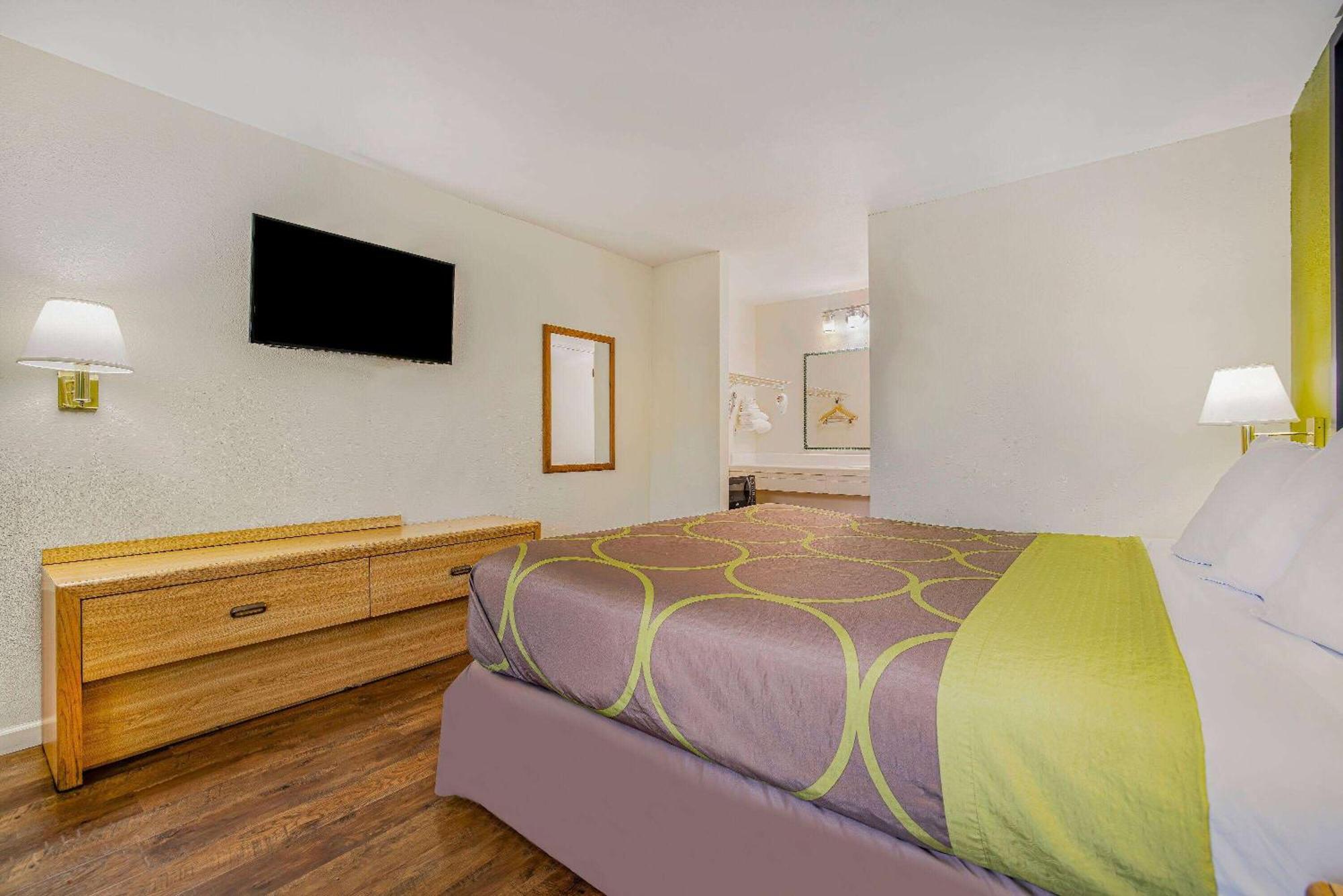 Hotel Super 8 By Wyndham Auburn Exteriér fotografie